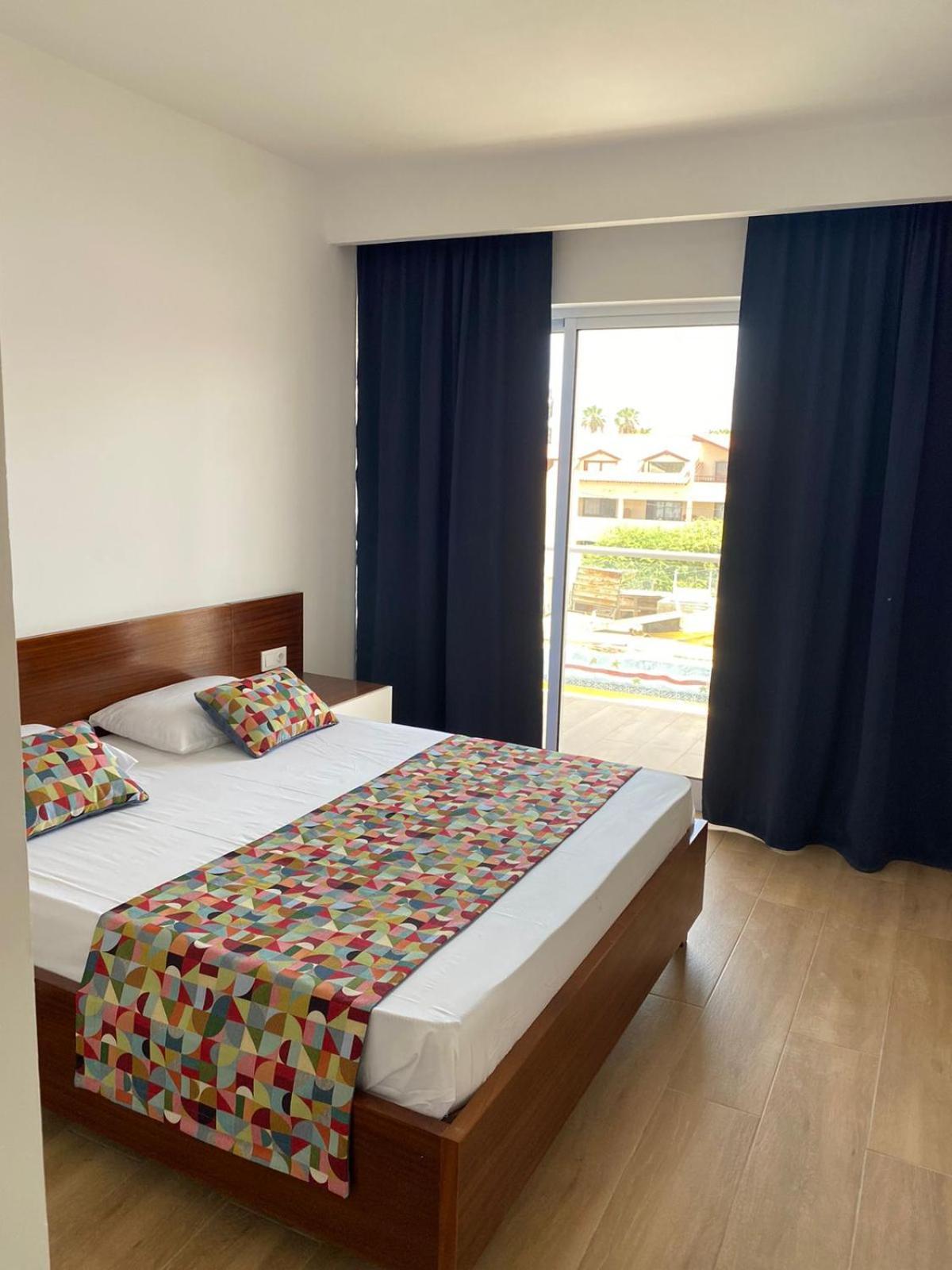 Mota Residencia Apartment ซังตามาเรีย ภายนอก รูปภาพ