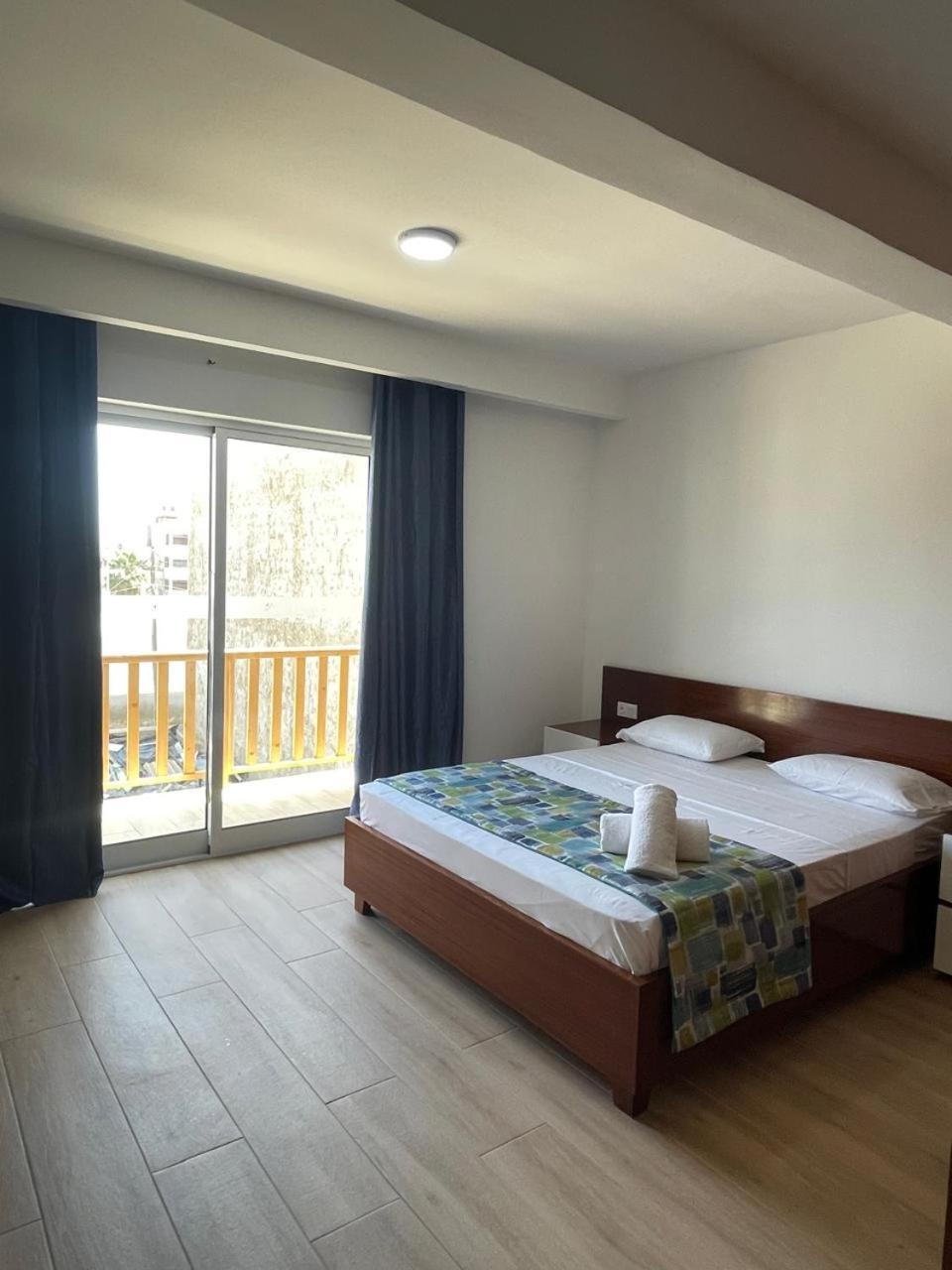 Mota Residencia Apartment ซังตามาเรีย ภายนอก รูปภาพ